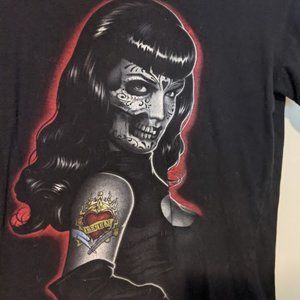 Bettie Page Women’s T-shirt Size Large